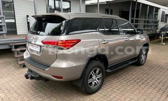 Buy Used Toyota RAV4 White Car in Mbabane in Manzini Buy Used Toyota RAV4 White Car in Mbabane in Manzini