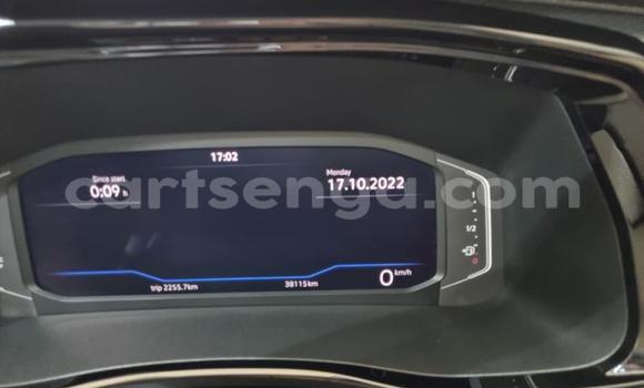 Buy Used Volkswagen Caravelle White Car in Mbabane in Manzini Buy Used Volkswagen Caravelle White Car in Mbabane in Manzini