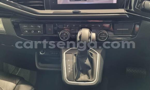 Buy Used Volkswagen Caravelle White Car in Mbabane in Manzini Buy Used Volkswagen Caravelle White Car in Mbabane in Manzini