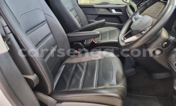 Buy Used Volkswagen Caravelle White Car in Mbabane in Manzini Buy Used Volkswagen Caravelle White Car in Mbabane in Manzini