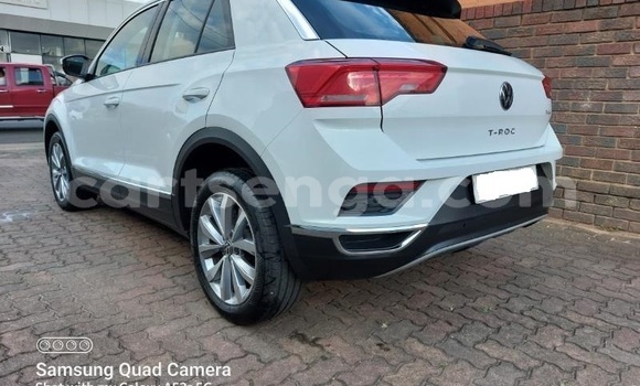 Buy Used Volkswagen Tiguan White Car in Mbabane in Manzini Buy Used Volkswagen Tiguan White Car in Mbabane in Manzini