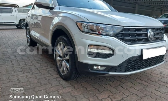 Buy Used Volkswagen Tiguan White Car in Mbabane in Manzini Buy Used Volkswagen Tiguan White Car in Mbabane in Manzini