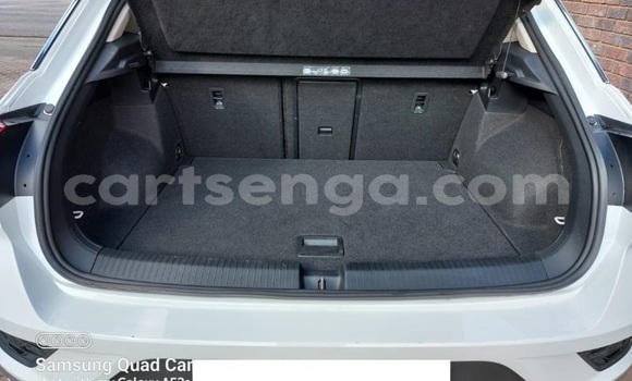 Buy Used Volkswagen Tiguan White Car in Mbabane in Manzini Buy Used Volkswagen Tiguan White Car in Mbabane in Manzini