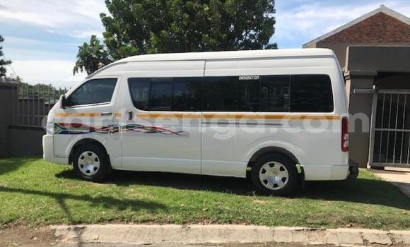 Buy Used Toyota 4Runner White Car in Mbabane in Manzini Buy Used Toyota 4Runner White Car in Mbabane in Manzini