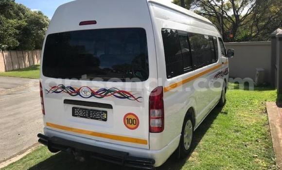 Buy Used Toyota 4Runner White Car in Mbabane in Manzini Buy Used Toyota 4Runner White Car in Mbabane in Manzini