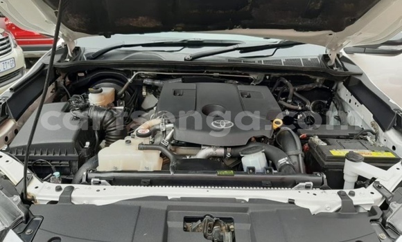 Acheter Occasion Voiture Toyota Hilux Blanc à Mbabane, Manzini Acheter Occasion Voiture Toyota Hilux Blanc à Mbabane, Manzini