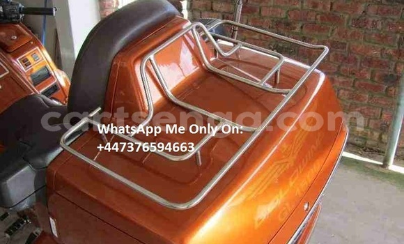 Nunua Ilio tumika Honda GOLD WING Red Bike ndani ya Mbabane nchini Manzini Nunua Ilio tumika Honda GOLD WING Red Bike ndani ya Mbabane nchini Manzini