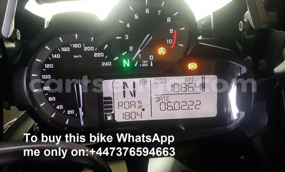 Nunua Ilio tumika BMW R1200GS Adventure Silver Bike ndani ya Mbabane nchini Manzini Nunua Ilio tumika BMW R1200GS Adventure Silver Bike ndani ya Mbabane nchini Manzini