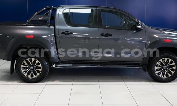 Buy Used Toyota Hilux Black Car in Ezulwini in Hhohho Buy Used Toyota Hilux Black Car in Ezulwini in Hhohho
