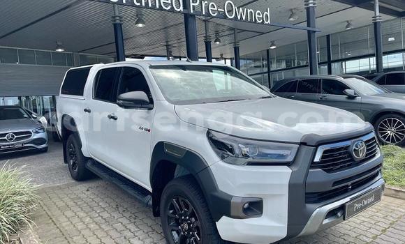 Buy Used Toyota Hilux White Car in Manzini in Manzini