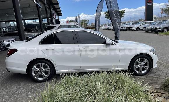 Buy Used Mercedes‒Benz C–Class White Car in Matsapha in Manzini Buy Used Mercedes‒Benz C–Class White Car in Matsapha in Manzini