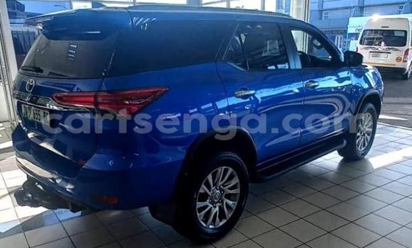 Buy Used Toyota Fortuner Blue Car in Ezulwini in Hhohho Buy Used Toyota Fortuner Blue Car in Ezulwini in Hhohho