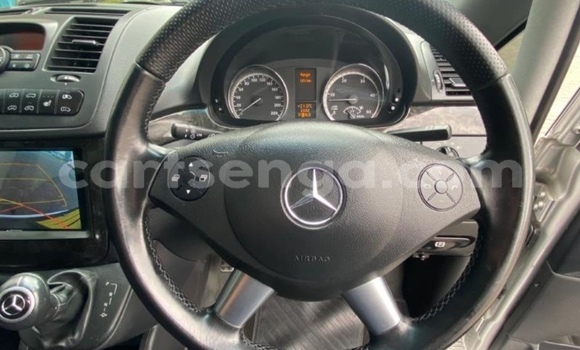 Nunua Ilio tumika Mercedes Viano Silver Gari ndani ya Hlatikulu nchini Wilaya ya Shiselweni Nunua Ilio tumika Mercedes Viano Silver Gari ndani ya Hlatikulu nchini Wilaya ya Shiselweni