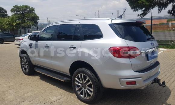 Acheter Occasion Voiture Ford Everest Gris à Mbabane, Manzini Acheter Occasion Voiture Ford Everest Gris à Mbabane, Manzini