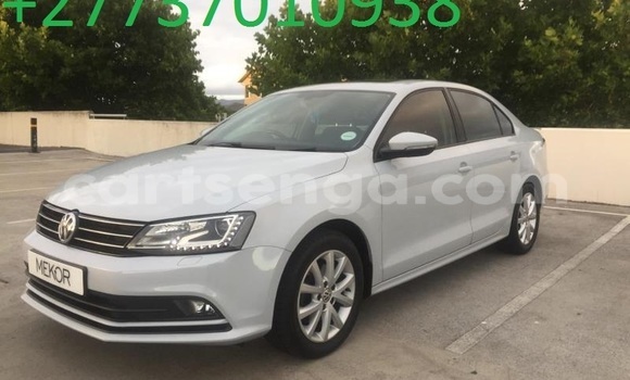 Nunua Ilio tumika Volkswagen Jetta Silver Gari ndani ya Mbabane nchini Manzini Nunua Ilio tumika Volkswagen Jetta Silver Gari ndani ya Mbabane nchini Manzini