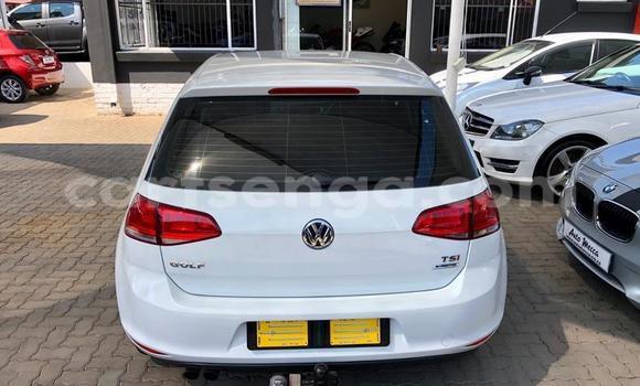 Buy Used Volkswagen Golf White Car in Manzini in Manzini Buy Used Volkswagen Golf White Car in Manzini in Manzini