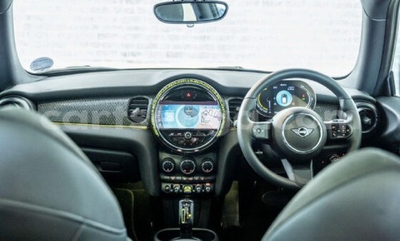 Buy Used Mini Cooper S clubman Other Car in Mbabane in Manzini Buy Used Mini Cooper S clubman Other Car in Mbabane in Manzini