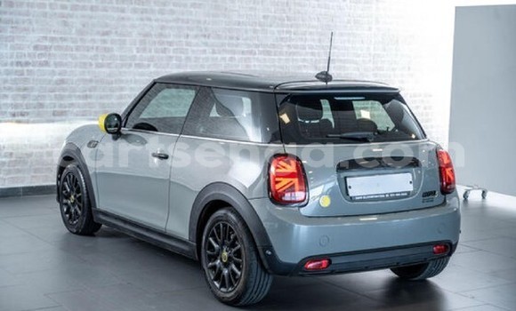 Buy Used Mini Cooper S clubman Other Car in Mbabane in Manzini Buy Used Mini Cooper S clubman Other Car in Mbabane in Manzini