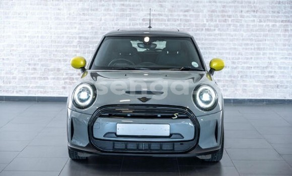Buy Used Mini Cooper S clubman Other Car in Mbabane in Manzini Buy Used Mini Cooper S clubman Other Car in Mbabane in Manzini