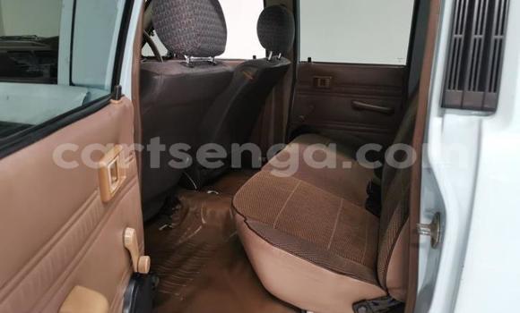 Buy Used Toyota Hilux Blue Car in Mbabane in Manzini Buy Used Toyota Hilux Blue Car in Mbabane in Manzini