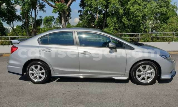 Acheter Occasion Voiture Honda Insight Gris à Bhunya, Manzini Acheter Occasion Voiture Honda Insight Gris à Bhunya, Manzini
