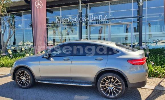 Nunua Ilio tumika Mercedes‒Benz AMG GLC Silver Gari ndani ya Mbabane nchini Manzini Nunua Ilio tumika Mercedes‒Benz AMG GLC Silver Gari ndani ya Mbabane nchini Manzini