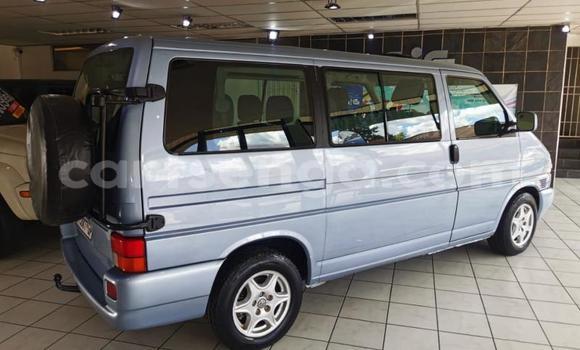 Buy Used Volkswagen Caravelle Blue Car in Mbabane in Manzini Buy Used Volkswagen Caravelle Blue Car in Mbabane in Manzini