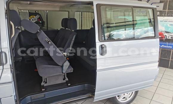 Buy Used Volkswagen Caravelle Blue Car in Mbabane in Manzini Buy Used Volkswagen Caravelle Blue Car in Mbabane in Manzini