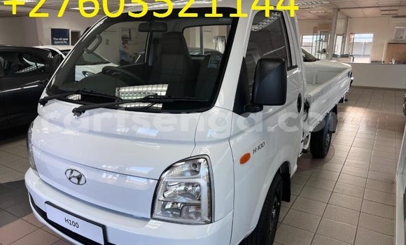 Nunua Ilio tumika Hyundai H1 White Gari ndani ya Mbabane nchini Manzini Nunua Ilio tumika Hyundai H1 White Gari ndani ya Mbabane nchini Manzini