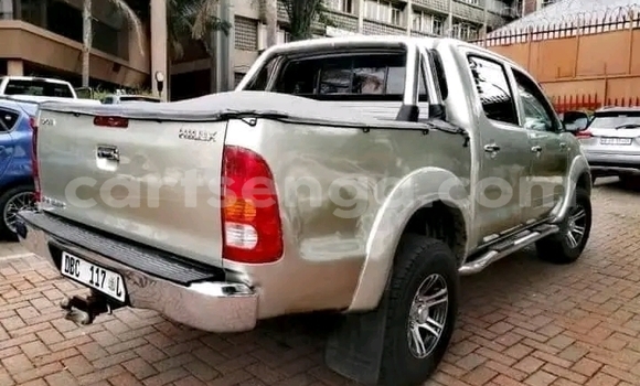 Buy Used Toyota Hilux Brown Car in Mbabane in Manzini Buy Used Toyota Hilux Brown Car in Mbabane in Manzini