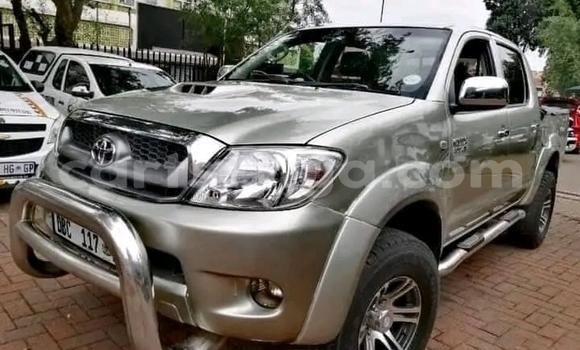 Buy Used Toyota Hilux Brown Car in Mbabane in Manzini Buy Used Toyota Hilux Brown Car in Mbabane in Manzini