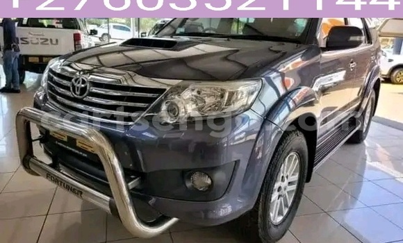 Buy Used Toyota Fortuner Silver Car in Mbabane in Manzini