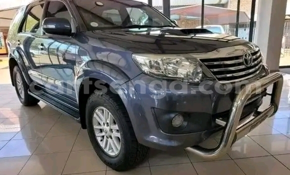 Buy Used Toyota Fortuner Silver Car in Mbabane in Manzini Buy Used Toyota Fortuner Silver Car in Mbabane in Manzini