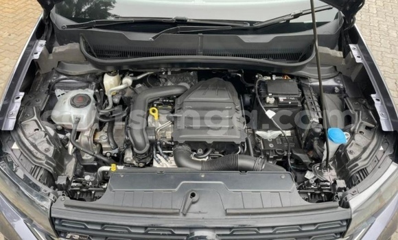 Nunua Ilio tumika Volkswagen T-Roc Silver Gari ndani ya Big Bend nchini Lubombo Nunua Ilio tumika Volkswagen T-Roc Silver Gari ndani ya Big Bend nchini Lubombo