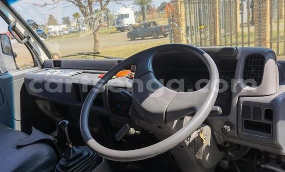 Acheter Occasion Utilitaire Nissan UD Blanc à Big Bend, Lubombo District Acheter Occasion Utilitaire Nissan UD Blanc à Big Bend, Lubombo District