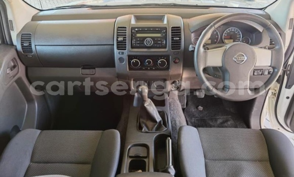 Nunua Ilio tumika Nissan Navara White Gari ndani ya Tabankulu nchini Wilaya ya Lubombo Nunua Ilio tumika Nissan Navara White Gari ndani ya Tabankulu nchini Wilaya ya Lubombo