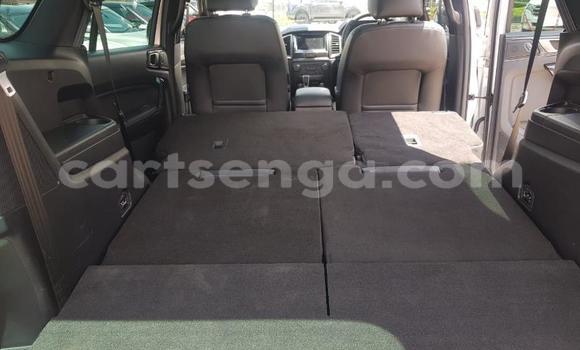 Acheter Occasion Voiture Ford Everest Gris à Ezulwini, Hhohho Acheter Occasion Voiture Ford Everest Gris à Ezulwini, Hhohho