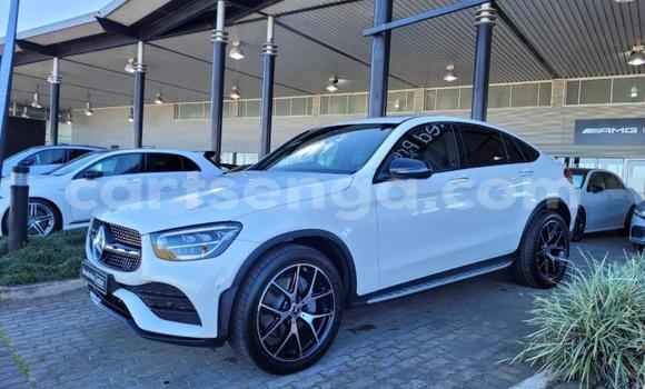 Acheter Occasion Voiture Mercedes-Benz GLC 250D Blanc à Mbabane, Manzini Acheter Occasion Voiture Mercedes-Benz GLC 250D Blanc à Mbabane, Manzini