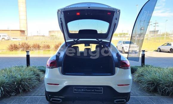Acheter Occasion Voiture Mercedes-Benz GLC 250D Blanc à Mbabane, Manzini Acheter Occasion Voiture Mercedes-Benz GLC 250D Blanc à Mbabane, Manzini