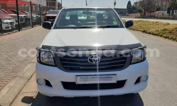 Buy Used Toyota Hilux White Car in Mbabane in Manzini Buy Used Toyota Hilux White Car in Mbabane in Manzini