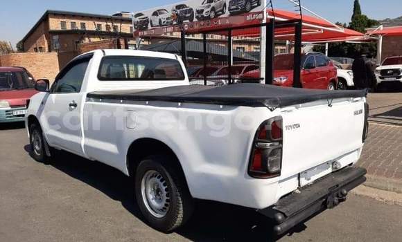 Buy Used Toyota Hilux White Car in Mbabane in Manzini Buy Used Toyota Hilux White Car in Mbabane in Manzini