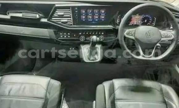 Buy Used Volkswagen Caravelle Silver Car in Mbabane in Manzini Buy Used Volkswagen Caravelle Silver Car in Mbabane in Manzini