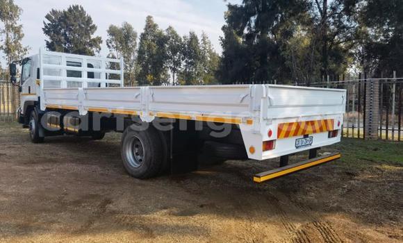 Acheter Occasion Utilitaire Isuzu FTR 850 Blanc à Mbabane, Manzini Acheter Occasion Utilitaire Isuzu FTR 850 Blanc à Mbabane, Manzini