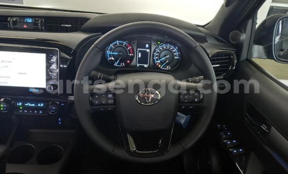 Nunua Ilio tumika Toyota Hilux White Gari ndani ya Mbabane nchini Manzini Nunua Ilio tumika Toyota Hilux White Gari ndani ya Mbabane nchini Manzini