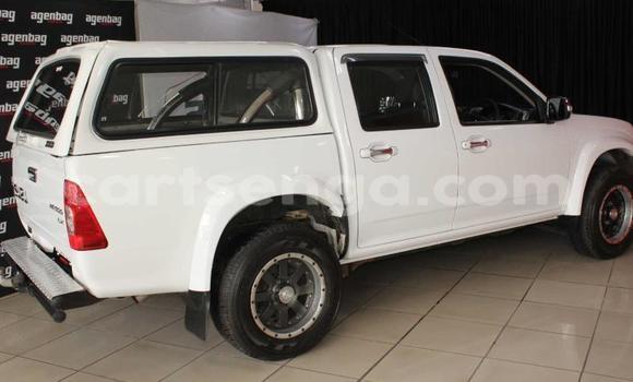 Nunua Ilio tumika Isuzu KB White Gari ndani ya Mbabane nchini Manzini Nunua Ilio tumika Isuzu KB White Gari ndani ya Mbabane nchini Manzini