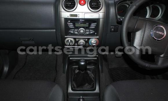 Nunua Ilio tumika Isuzu KB White Gari ndani ya Mbabane nchini Manzini Nunua Ilio tumika Isuzu KB White Gari ndani ya Mbabane nchini Manzini