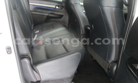 Acheter Occasion Voiture Toyota Hilux Blanc à Big Bend, Lubombo District Acheter Occasion Voiture Toyota Hilux Blanc à Big Bend, Lubombo District