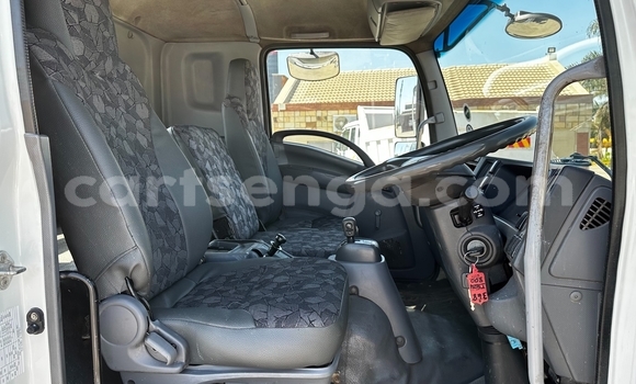 Acheter Occasion Utilitaire Isuzu FTR 850 Blanc à Big Bend, Lubombo District Acheter Occasion Utilitaire Isuzu FTR 850 Blanc à Big Bend, Lubombo District