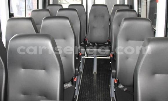 Nunua Ilio tumika Mercedes‒Benz Viano White Gari ndani ya Mbabane nchini Manzini Nunua Ilio tumika Mercedes‒Benz Viano White Gari ndani ya Mbabane nchini Manzini