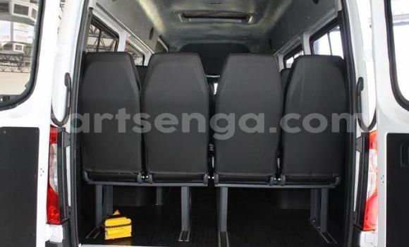 Nunua Ilio tumika Mercedes‒Benz Viano White Gari ndani ya Mbabane nchini Manzini Nunua Ilio tumika Mercedes‒Benz Viano White Gari ndani ya Mbabane nchini Manzini